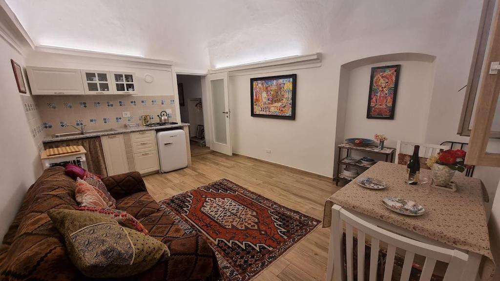 Beautifully Restored Romantic Apartment In The Centre Of Historic ดอลเชโด ภายนอก รูปภาพ